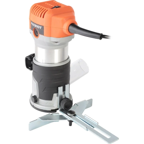 Фрезер электрический Patriot ER 100, 710 Вт, цанги 6/8 мм 150300100 фото 3 Фрезер электрический Patriot ER 100, 710 Вт, цанги 6/8 мм 150300100 фото 3