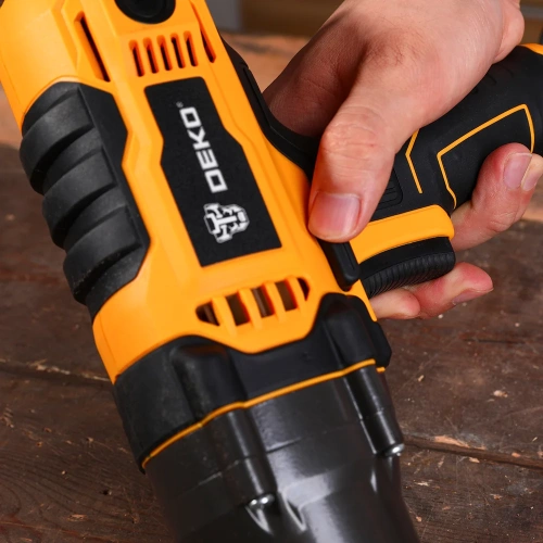 Гайковерт сетевой ударный DEKO DKIW1200, 1200 Вт, 600 Нм 085-1125 фото 10 Гайковерт сетевой ударный DEKO DKIW1200, 1200 Вт, 600 Нм 085-1125 фото 10