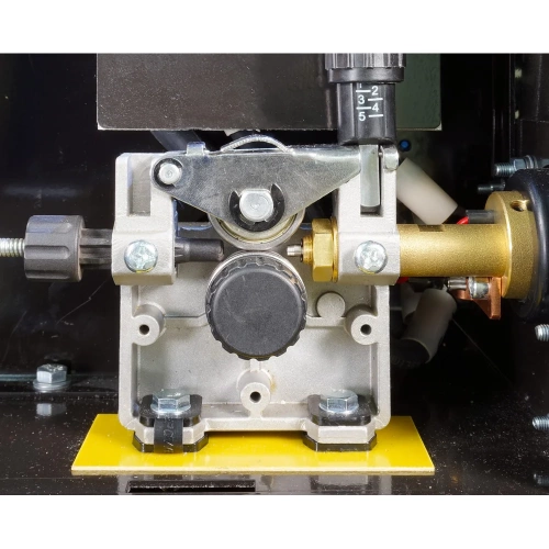Инверторный сварончый полуавтомат УРАЛ Урал-МИГ 200 АО Уралтермосвар 00-00001174 фото 7 Инверторный сварончый полуавтомат УРАЛ Урал-МИГ 200 АО Уралтермосвар 00-00001174 фото 7