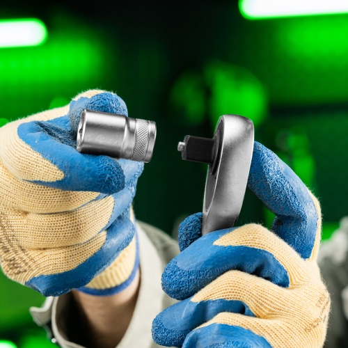 Ключ-трещотка 1/2", 45 зубьев, с быстрым сбросом, матовый хром Сибртех фото 9 Ключ-трещотка 1/2", 45 зубьев, с быстрым сбросом, матовый хром Сибртех фото 9