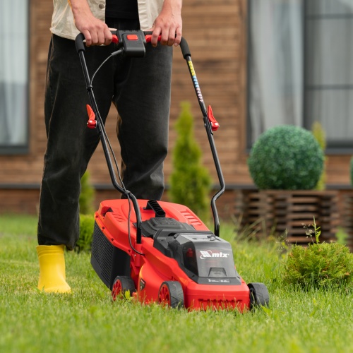 Газонокосилка аккумуляторная бесщеточная CLM-320, 320 мм, травосб. 30 л, Li-Ion, 20 В MTX фото 37