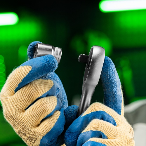 Ключ-трещотка 3/8", 45 зубьев, с быстрым сбросом, матовый хром Сибртех фото 9