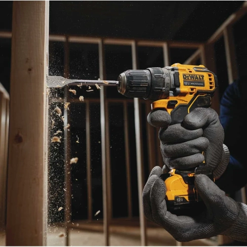 Компактная дрель-шуруповерт DEWALT 12 В XR DCD701D2-QW фото 5 Компактная дрель-шуруповерт DEWALT 12 В XR DCD701D2-QW фото 5