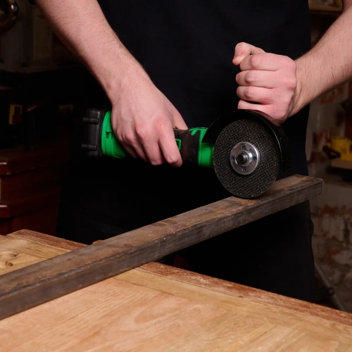 Угловая шлифмашина аккумуляторная WORTEN D125, 20В, 2х1.5 Ач, М14 КА-90000329 фото 10