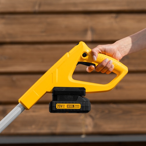 Портативная аккумуляторная газонокосилка CLM-22, Li-ion, 20В, 220 мм // Denzel фото 26