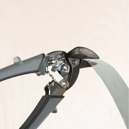 Ножницы по металлу GROSS PIRANHA 185 мм, прямой и левый рез, сталь - СrM, двухкомпонентные рукоятки 78359 фото 7 Ножницы по металлу GROSS PIRANHA 185 мм, прямой и левый рез, сталь - СrM, двухкомпонентные рукоятки 78359 фото 7