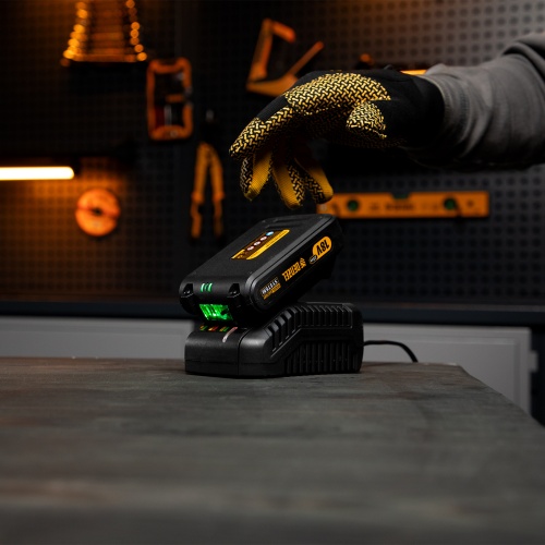 Батарея аккумуляторная IB-18-2.0, Li-Ion, 18 В, 2.0 А/ч Denzel фото 11