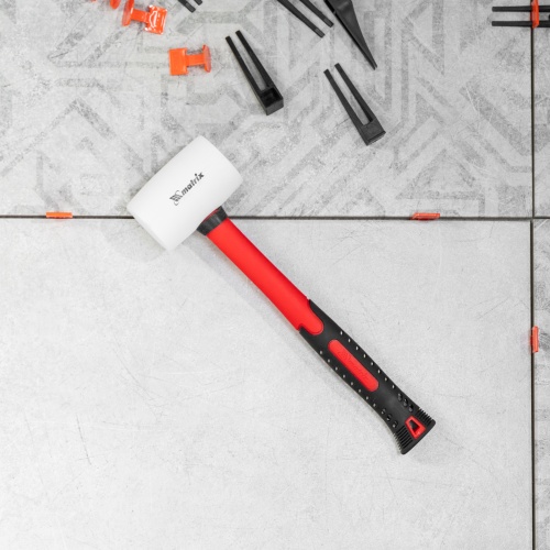 Киянка резиновая, 225 г, белая резина, фибергласовая рукоятка Matrix фото 6