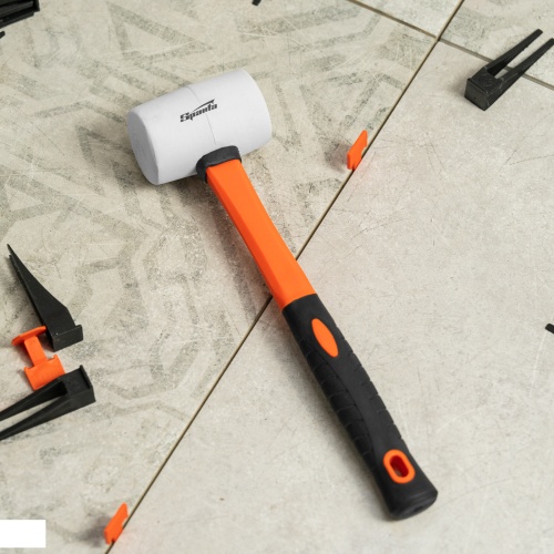 Киянка резиновая, 225 г, белая резина, фибергласовая рукоятка Sparta фото 6 Киянка резиновая, 225 г, белая резина, фибергласовая рукоятка Sparta фото 6