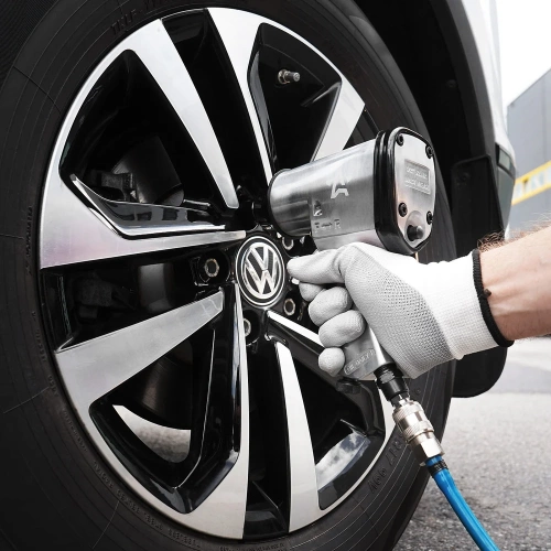 Пневматический ударный гайковерт Airline 1/2"DR 312Нм, с головками, 17 предметов, кейс ATAZ102 фото 8