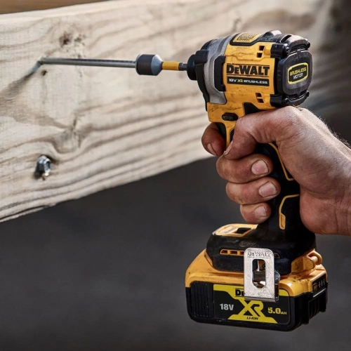 Аккумуляторный набор DEWALT DCK2050E2T, 18 В: дрель-шуруповерт DCD805 + шуруповерт DCF850, с 2 АКБ 1.7 Ач и ЗУ, в кейсе TSTAK DCK2050E2T-QW фото 9 Аккумуляторный набор DEWALT DCK2050E2T, 18 В: дрель-шуруповерт DCD805 + шуруповерт DCF850, с 2 АКБ 1.7 Ач и ЗУ, в кейсе TSTAK DCK2050E2T-QW фото 9