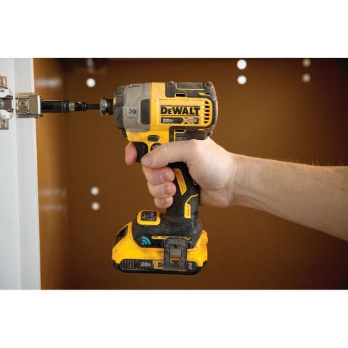 Аккумуляторный шуруповерт DEWALT DCF888B, 20В, 205Нм, 3800уд/мин, без аккумулятора и зарядного устройства DCF888B-XJ фото 8 Аккумуляторный шуруповерт DEWALT DCF888B, 20В, 205Нм, 3800уд/мин, без аккумулятора и зарядного устройства DCF888B-XJ фото 8