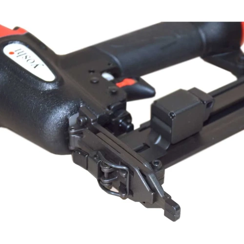 Пневматический скобозабивной пистолет Yoshi S9040E (скобы E/90, 16-40 мм) МБ000015554 фото 9 Пневматический скобозабивной пистолет Yoshi S9040E (скобы E/90, 16-40 мм) МБ000015554 фото 9