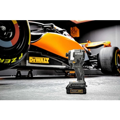 Шуруповерт Dewalt McLaren Limited Edition DCF85ME2GT, 18 В, 205 Нм, с 2 АКБ 1.7 Ач и ЗУ, в кейсе TSTAK DCF85ME2GT-QW фото 6 Шуруповерт Dewalt McLaren Limited Edition DCF85ME2GT, 18 В, 205 Нм, с 2 АКБ 1.7 Ач и ЗУ, в кейсе TSTAK DCF85ME2GT-QW фото 6