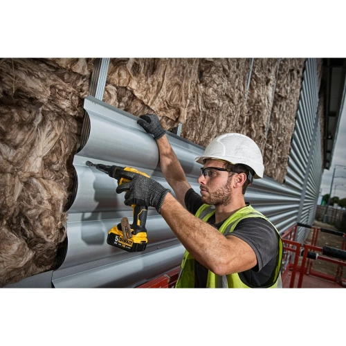 Аккумуляторный шуруповерт Dewalt DCF622N, 18 В, 34 Нм, 2000 об/мин, без АКБ и ЗУ DCF622N-XJ фото 4 Аккумуляторный шуруповерт Dewalt DCF622N, 18 В, 34 Нм, 2000 об/мин, без АКБ и ЗУ DCF622N-XJ фото 4