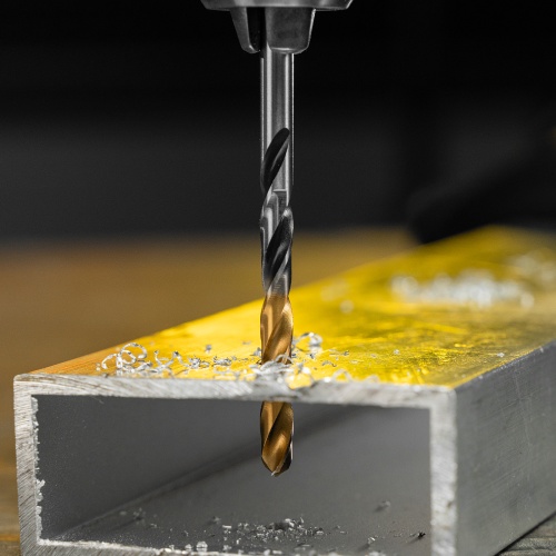 Сверло спиральное по металлу 4,5 x 80мм, Р6М5, Golden Tip, многогранная заточка Denzel фото 10 Сверло спиральное по металлу 4,5 x 80мм, Р6М5, Golden Tip, многогранная заточка Denzel фото 10