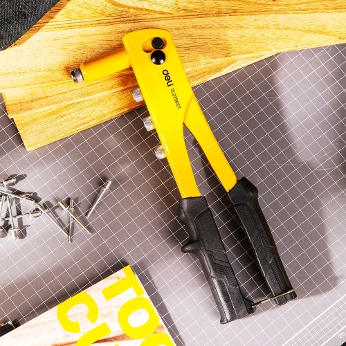 Ручной заклепочник DELI DL236910T + 60 шт заклепок (2,4–3,2–4,0–4,8 мм) 98413 фото 5 Ручной заклепочник DELI DL236910T + 60 шт заклепок (2,4–3,2–4,0–4,8 мм) 98413 фото 5