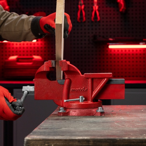 Тиски слесарные, 125 мм, поворотные, с наковальней Matrix фото 28