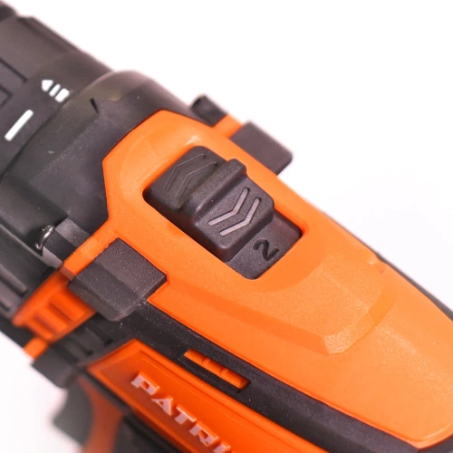 Аккумуляторная дрель-шуруповерт Patriot 181Li 180201425 фото 8