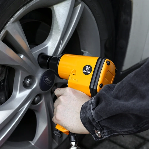 Набор пневмоинструмента и аксессуаров DEKO PT61D в кейсе, 61 предмет 085-1083 фото 6