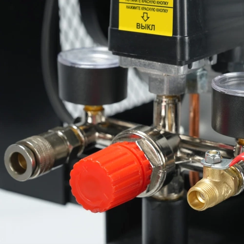 Компрессор P.I.T. электрический, масляный (2,0кВт, 2,7лс, 170л/мин, 50л, 2 выхода, европерех.) PAC50-C2 фото 6 Компрессор P.I.T. электрический, масляный (2,0кВт, 2,7лс, 170л/мин, 50л, 2 выхода, европерех.) PAC50-C2 фото 6