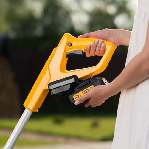 Портативная аккумуляторная газонокосилка CLM-22, Li-ion, 20В, 220 мм // Denzel фото 22