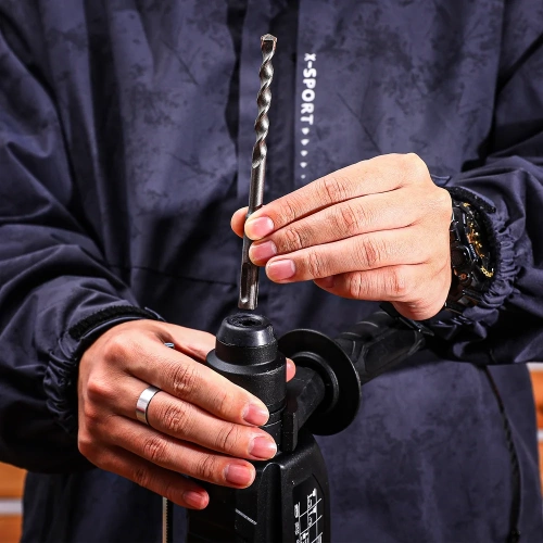 Перфоратор сетевой Zitrek ZKH800 в кейсе, с набором из 5 буров, 800 Вт 085-1051 фото 11 Перфоратор сетевой Zitrek ZKH800 в кейсе, с набором из 5 буров, 800 Вт 085-1051 фото 11