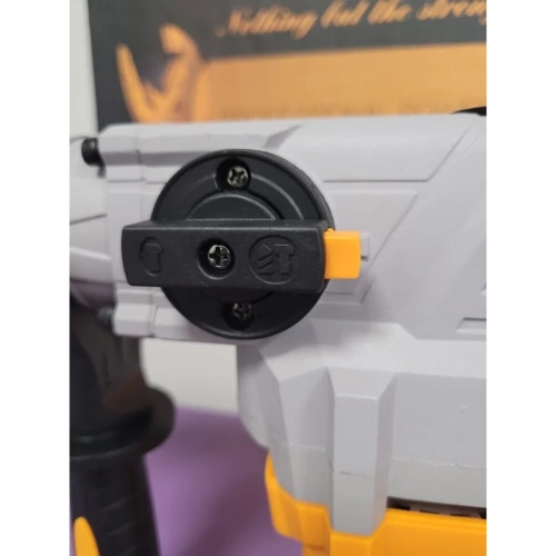 Перфоратор LEIYA LY-C2803 фото 4 Перфоратор LEIYA LY-C2803 фото 4