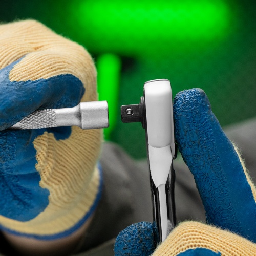 Ключ-трещотка 1/4", 45 зубьев, цельнометаллический, с быстрым сбросом, CrV, хром Сибртех фото 11