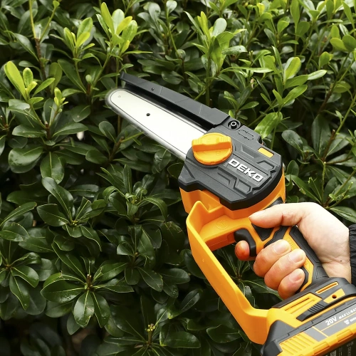 Пила цепная аккумуляторная DEKO DKCHS 20-6, 20 В, 1x3.0 Ач 063-4307-1 фото 7 Пила цепная аккумуляторная DEKO DKCHS 20-6, 20 В, 1x3.0 Ач 063-4307-1 фото 7