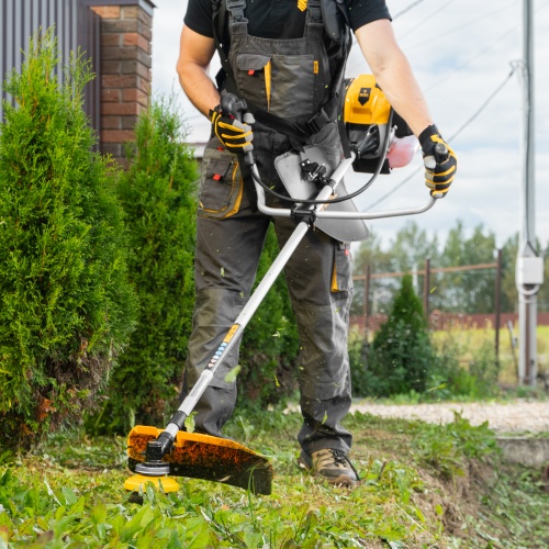 Триммер бензиновый DGT 430, 43 см3, 2.5 л. с, неразъемная штанга, состоит из 2 частей Denzel фото 33