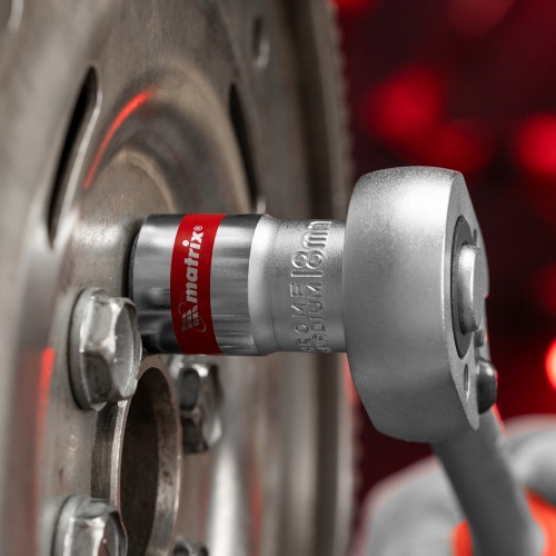 Головка торцевая, 18 мм, шестигранная, CrV, под квадрат 1/2, хромированная Matrix фото 8 Головка торцевая, 18 мм, шестигранная, CrV, под квадрат 1/2, хромированная Matrix фото 8