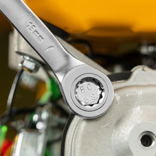 Ключ комбинированный трещоточный, 13 мм, CrV, матовый хром Denzel фото 8