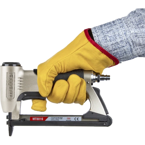 Скобозабивной обивочный пневмоинструмент MEITE MT8016 GBA33J00302 фото 3 Скобозабивной обивочный пневмоинструмент MEITE MT8016 GBA33J00302 фото 3