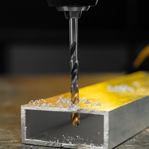 Сверло спиральное по металлу 5,5 x 93мм, Р6М5, Golden Tip, многогранная заточка Denzel фото 10 Сверло спиральное по металлу 5,5 x 93мм, Р6М5, Golden Tip, многогранная заточка Denzel фото 10