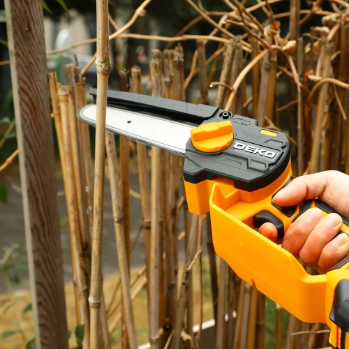 Пила цепная аккумуляторная DEKO DKCHS 20-6, 20 В, 1x3.0 Ач 063-4307-1 фото 8 Пила цепная аккумуляторная DEKO DKCHS 20-6, 20 В, 1x3.0 Ач 063-4307-1 фото 8