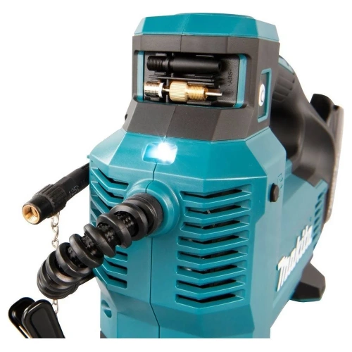 Автомобильный аккумуляторный насос Makita LXT 18В, 11.1 бар, 3 скорости, 22/11/7 л/мин, XPT, 4 насадки, без аккум. и з/у DMP181Z фото 6