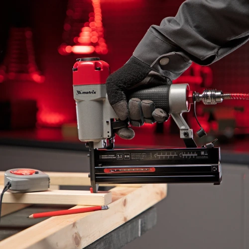 Пневматический нейлер-степлер MATRIX 2 в 1 57426 фото 8 Пневматический нейлер-степлер MATRIX 2 в 1 57426 фото 8