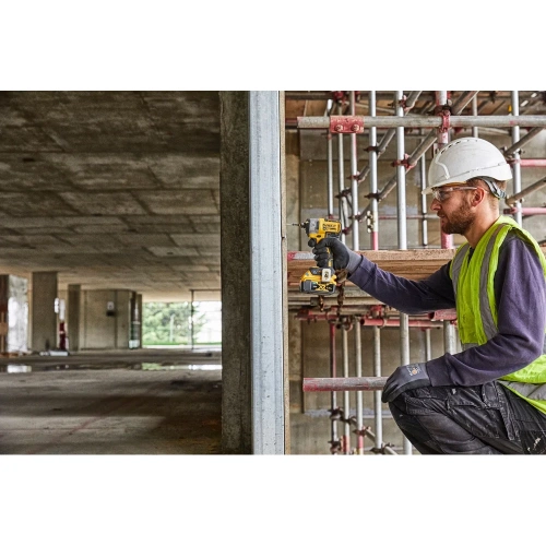 Аккумуляторный шуруповерт DEWALT DCF888B, 20В, 205Нм, 3800уд/мин, без аккумулятора и зарядного устройства DCF888B-XJ фото 6 Аккумуляторный шуруповерт DEWALT DCF888B, 20В, 205Нм, 3800уд/мин, без аккумулятора и зарядного устройства DCF888B-XJ фото 6