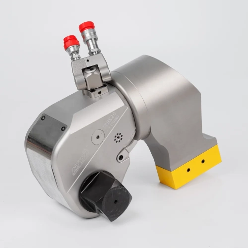 Моментный гидравлический торцевой ключ СМТ 2666-26664 Nm. 2-1/2 TTBS20 Моментный гидравлический торцевой ключ СМТ 2666-26664 Nm. 2-1/2 TTBS20