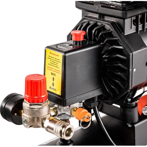 Малошумный безмасляный компрессор Pegas pneumatic PG-602 профессиональная серия 6619 фото 6