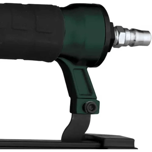 Профессиональный гвоздезабивной пневматический пистолет KLPRO 12-22мм, ø0,63мм, 100шт 20224 KLCT622P фото 3