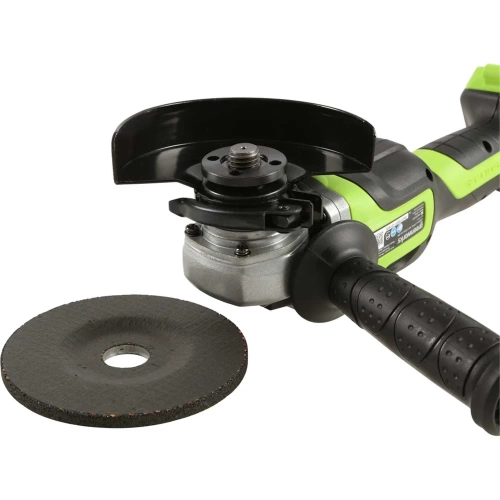 Аккумуляторная угловая шлифовальная машина Greenworks 24V, бесщеточная, c 1хАКБ 4 Ач и ЗУ в сумке 3200207UB фото 8