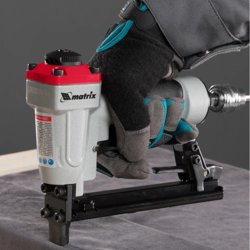 Пневматический степлер для прямоугольных скоб от 6 до 13 мм MATRIX 57415 фото 9