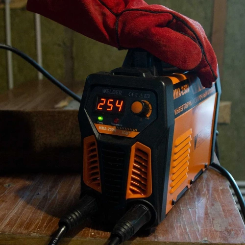 Сварочный аппарат WELDER LCD MMA-250A фото 8 Сварочный аппарат WELDER LCD MMA-250A фото 8