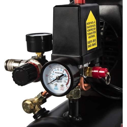 Поршневой масляный компрессор QUATTRO ELEMENTI KM 8-140 248-450 фото 7 Поршневой масляный компрессор QUATTRO ELEMENTI KM 8-140 248-450 фото 7