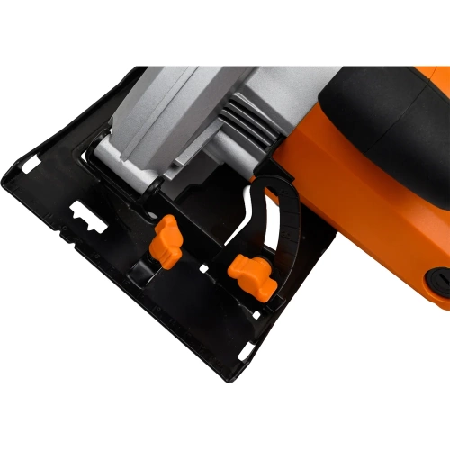 Электрическая циркулярная пила Villager VLP 1815 071546 фото 8