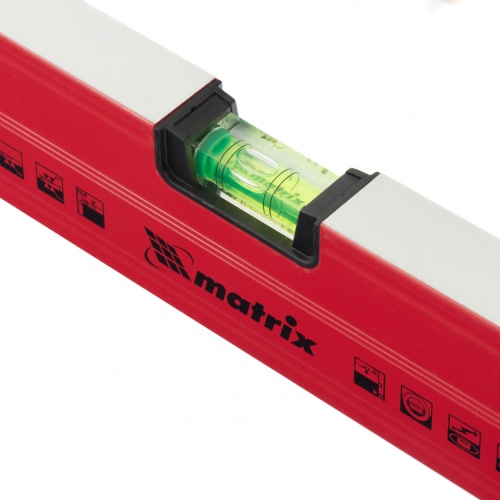 Уровень алюминиевый магнитный, 2000 мм, фрезерованный, 3 глазка (1 зеркальный) усиленный Matrix фото 4