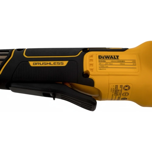 Бесщеточная аккумуляторная УШМ Dewalt 20 В XR 9000 об/м, 100 мм, без АКБ и ЗУ DCG406NE фото 6 Бесщеточная аккумуляторная УШМ Dewalt 20 В XR 9000 об/м, 100 мм, без АКБ и ЗУ DCG406NE фото 6
