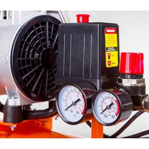 Безмасляный компрессор с прямой передачей Кратон AC-180-24-OFS 3 01 01 052 фото 7